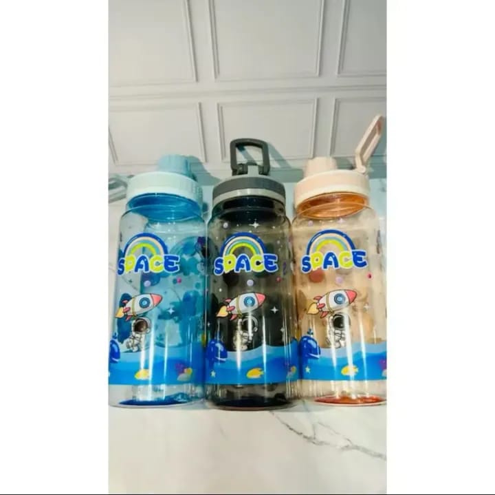 750ml Galaxy Space Water Bottle – Cute Character Design, No Straw, with Handle – BPA-Free Leak-Proof Bottle for Kids & Adult